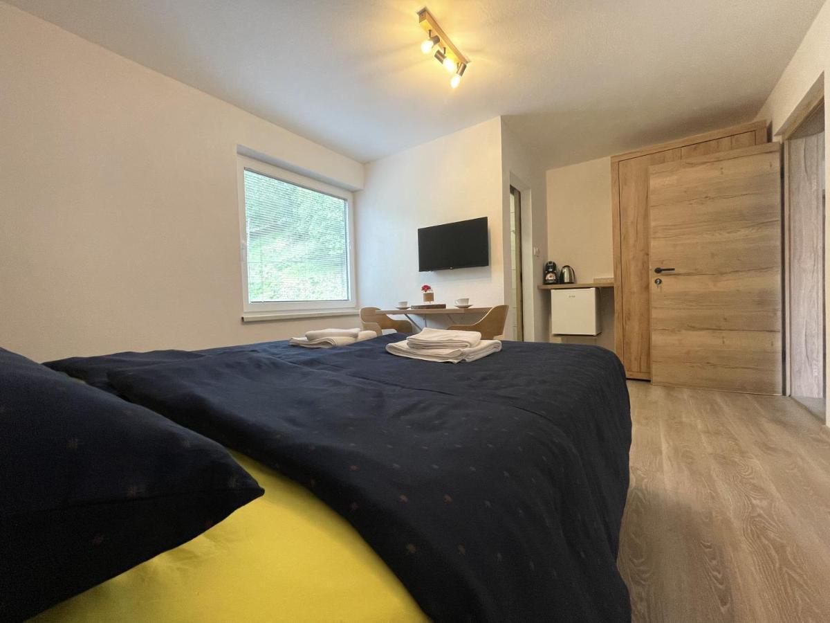 Apartments And Rooms Pri Baslju Cerkno Exterior foto
